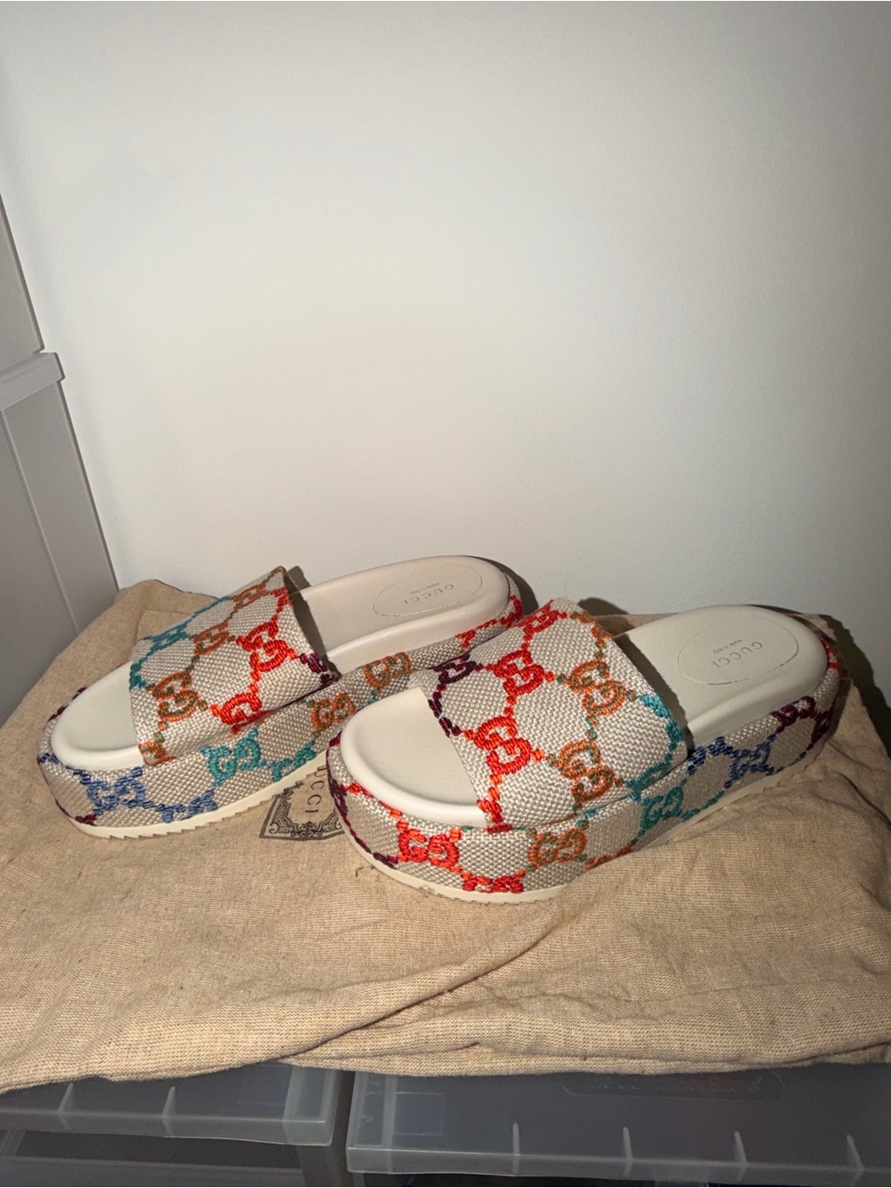Authentic Gucci Cream Multicolor GG Embroidered Platform Slides - Picture 2 of 4